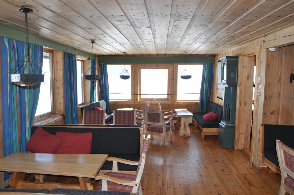 Hotel Leirvassbu Fjellstue à Boverdalen Extérieur photo