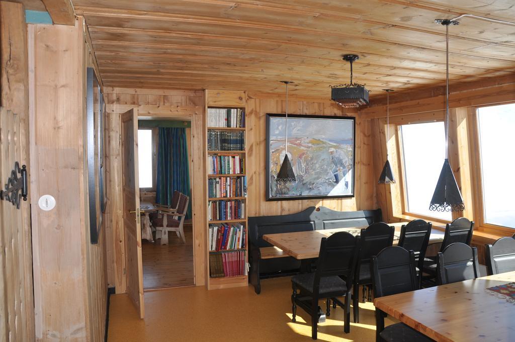 Hotel Leirvassbu Fjellstue à Boverdalen Extérieur photo