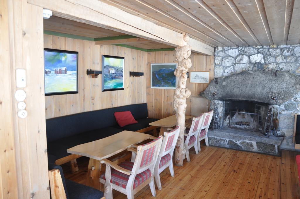Hotel Leirvassbu Fjellstue à Boverdalen Extérieur photo