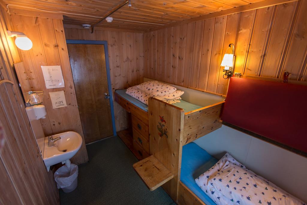 Hotel Leirvassbu Fjellstue à Boverdalen Extérieur photo